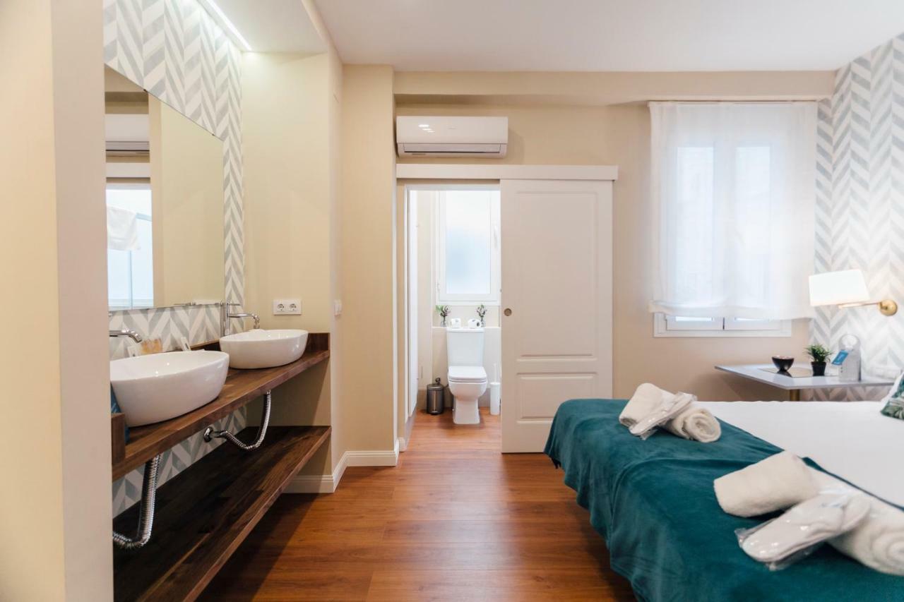 Stylish And Wide- 3Bdr 3Bth- Los Remedios Sevilla Buitenkant foto